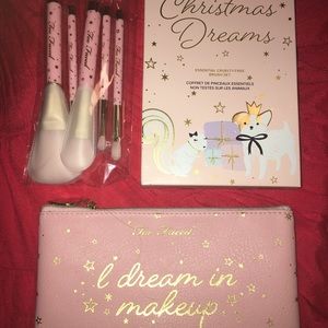 Too faced brush set